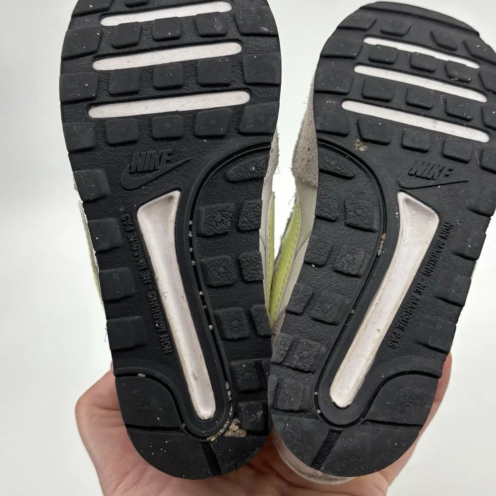 Nike MD Valiant Baby Infant Shoe Size 9.5 Eu 27 White Limelight‎ Hook & Loop